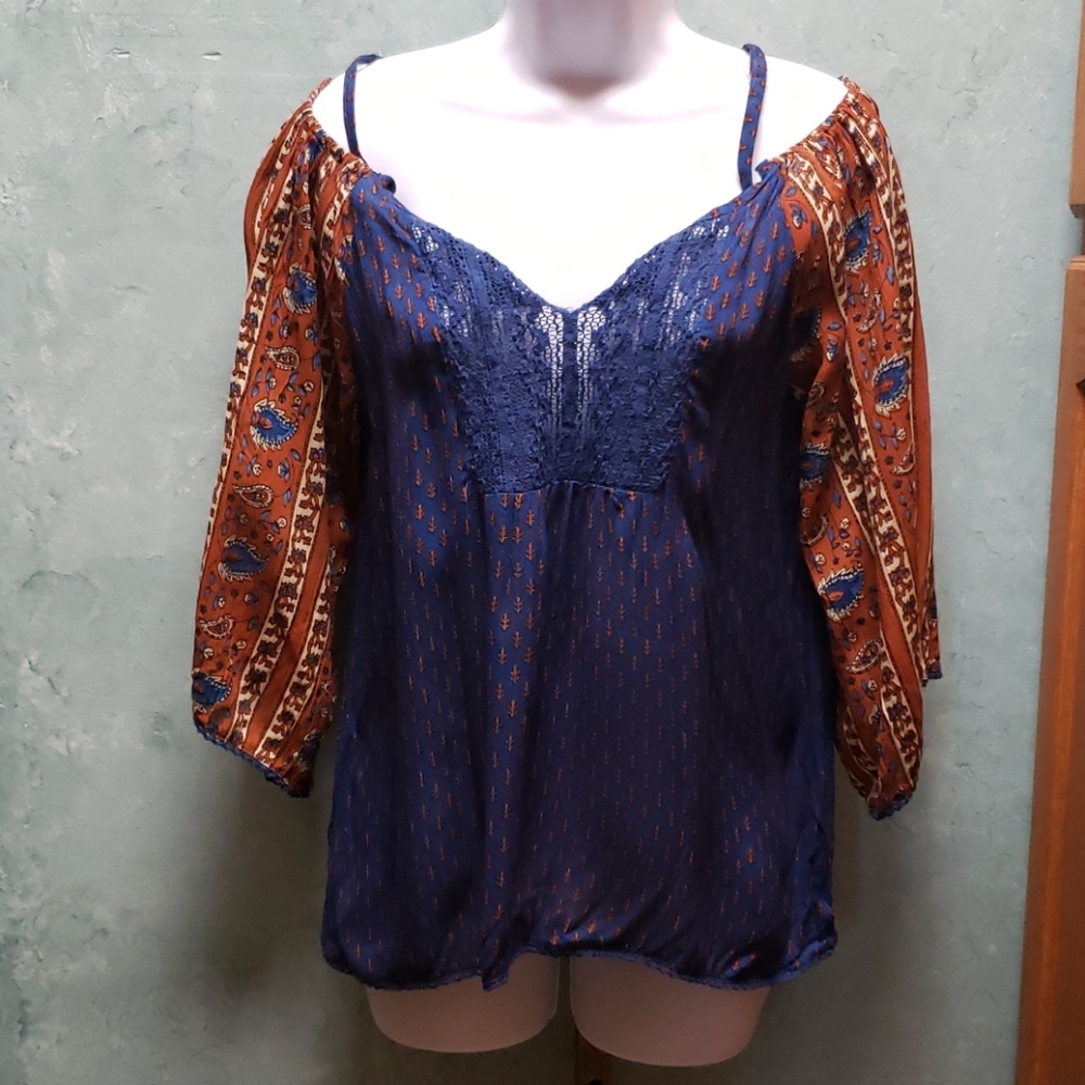 Rebellion top